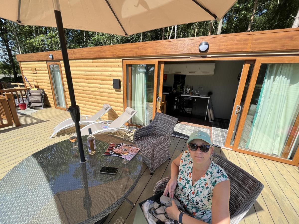 Oak Boutique Lodge Includes Hot Tub Air Con & Dog Йорк Екстер'єр фото